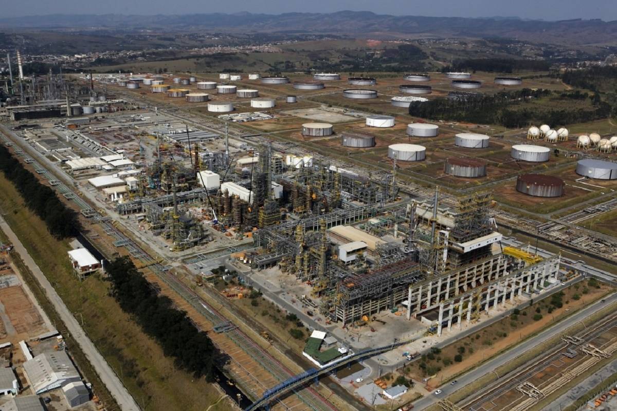 Petrobras Revap Refinaria Henrique Lage