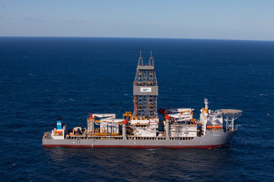 Ds-9 perfura em Lapa