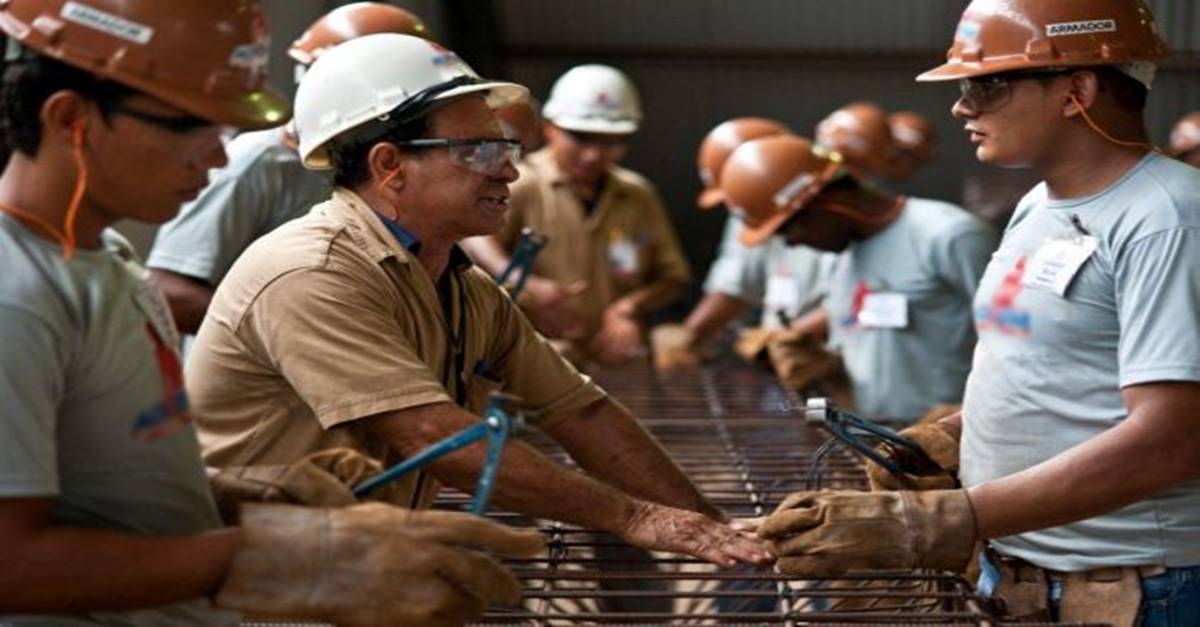 Soldador, Encarregado de Obras, Engenheiro e mais profissionais convocados para projetos em São João da Barra