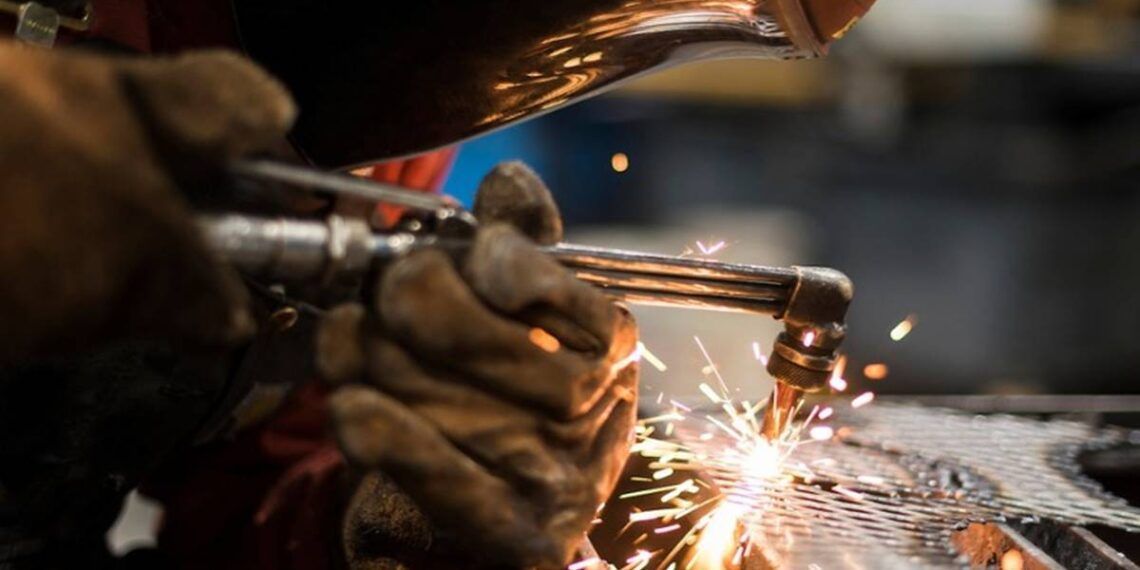 Processo seletivo para profissionais de manutenção demanda muitas vagas de emprego em diversas funções para atender as unidades da DEMUTH em Portão e Novo Hamburgo, no RS