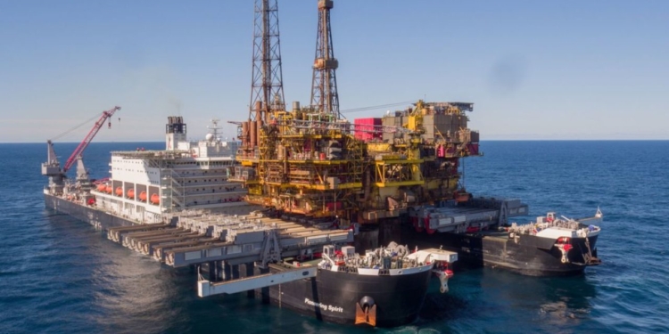 Contratos offshore e onshore da MODEC no Brasil e China demanda cadastro de currículo para vagas de ensino médio, técnico e superior,