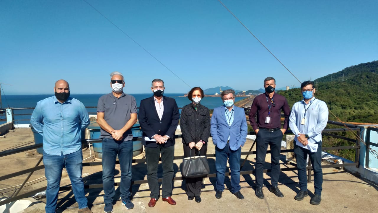 Represantantes da MRS, CDRJ e MInfra