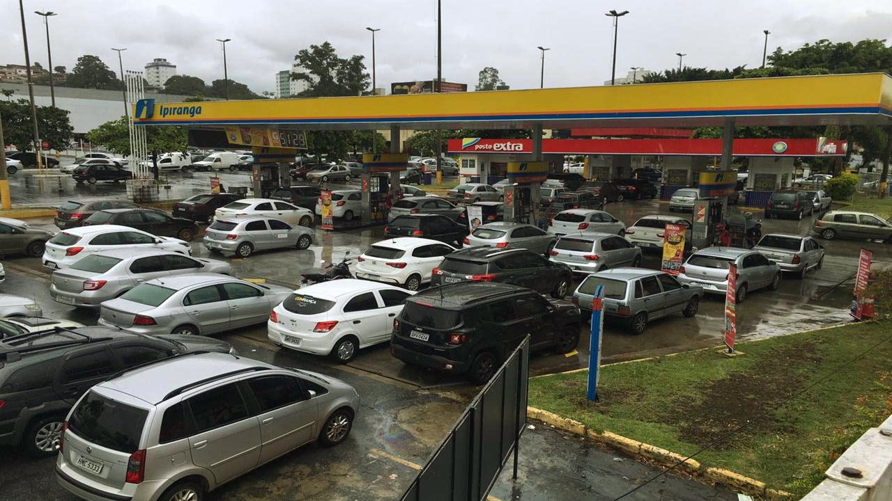 gasolina - preço - diesel - petróleo - refino - combustível - etanol - escassez - falta - alerta - colapso