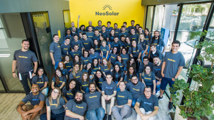 Empresa de energia solar crescerá 400% em 5 anos e se beneficia com crise energética e paraíso tributário para instalação de painéis fotovoltaicos sem cobrança de ICMS em 2022: "evitamos a emissão de 1,2 milhões de toneladas de CO2" - Fonte: Assessoria de imprensa