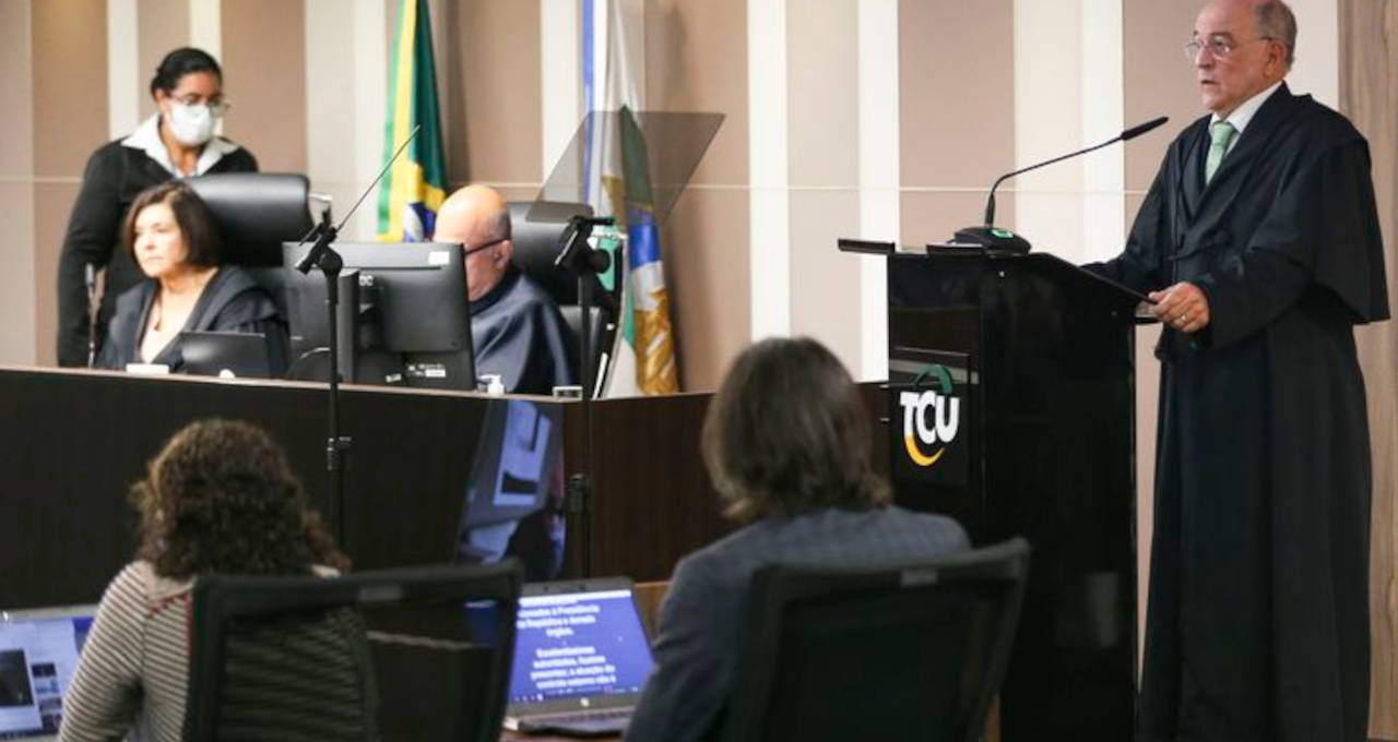 Visando mitigar a problemática atual dos trechos de ferrovias que se encontram em desuso ou ociosos no país, o TCU recomentou a criação de um ato normativo detalhado para a devolução de trechos ferroviários à ANTT e ao Governo Federal.