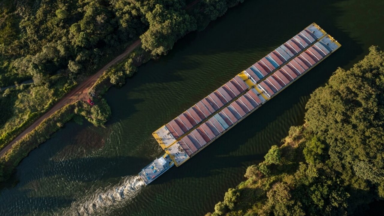 Hidrovias devem ter sua continuidade com Portos e Aeroportos para ajudar nos Transportes Marítimos, indica Márcio França. Ele ainda fala sobre privatizar autoridade portuária “Não há hipótese”