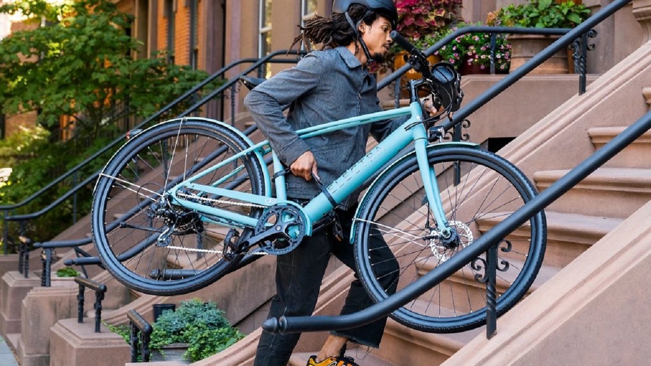 Electra cria linha de bicicletas elétricas com motor de cubo traseiro de 250 watts capaz de atingir até 32 km/h