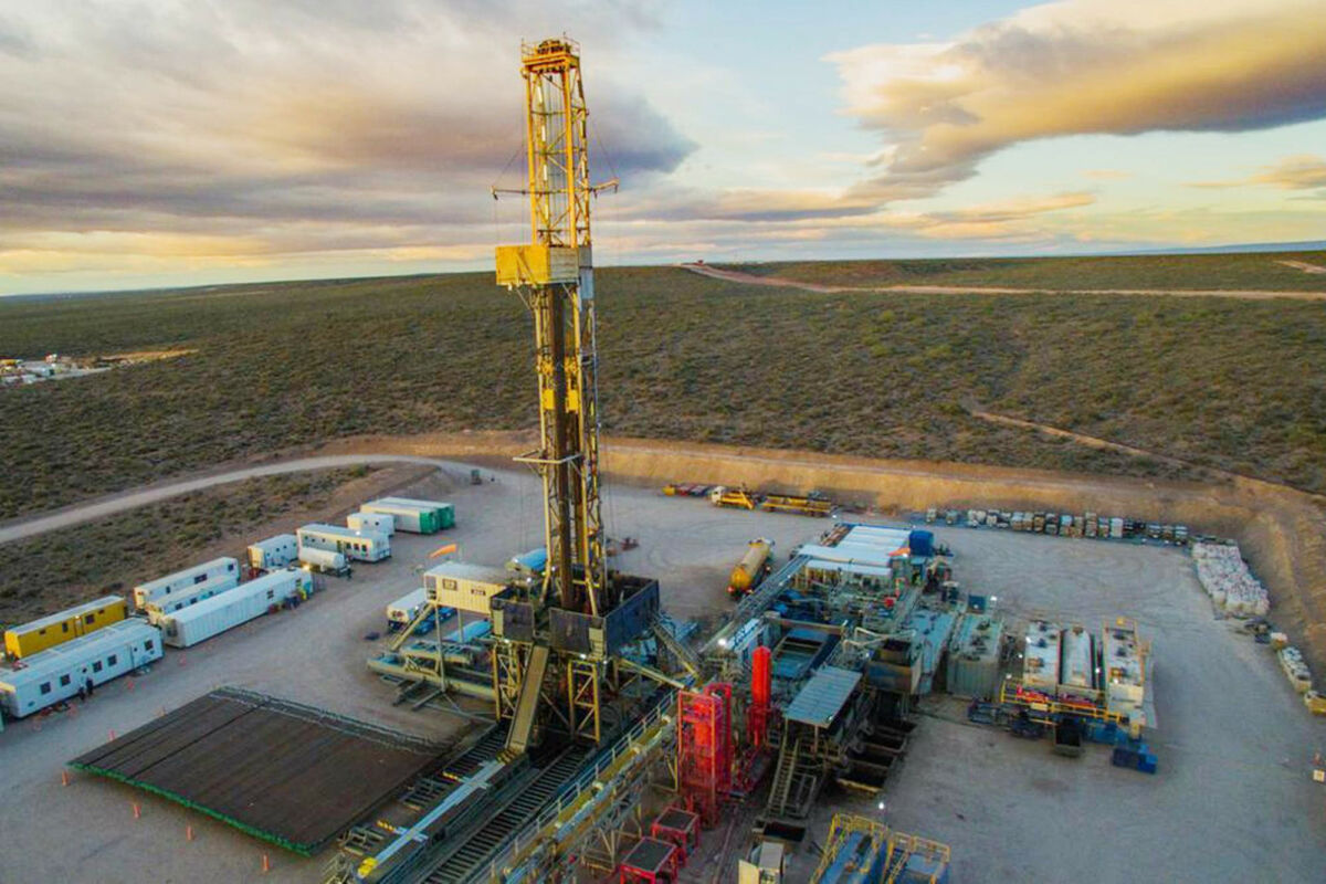 Marina sabe? Gás natural da Argentina polui ainda mais do que o gás do Brasil. A Reserva de Vaca Muerta, na Argentina, explora o gás xisto. No Brasil, Justiça vetou esse tipo de extração