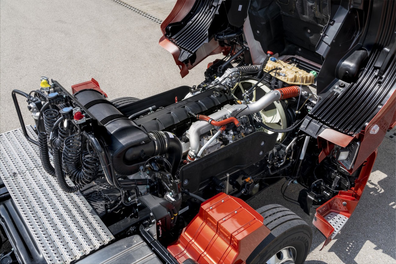 MAN apresenta motor de hidrogênio com peças produzidas no Brasil