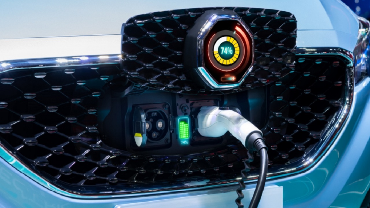 Recarga ultrarrápida -Carros elétricos terão bateria que recarrega em 5 minutos a partir de 2024