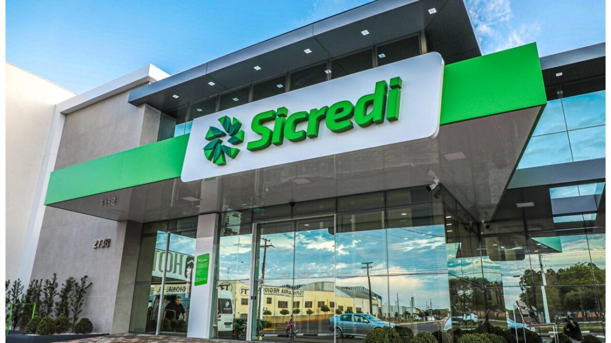 Sicredi abre novas vagas de emprego para diversos perfis e cargos, oferecendo oportunidades em uma instituição financeira cooperativa com grande presença nacional.