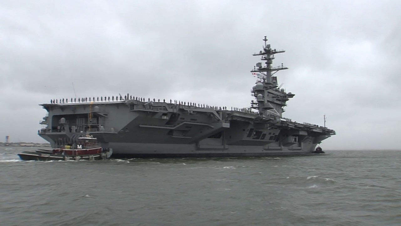 97 mil toneladas de FORÇA NUCLEAR: Porta-aviões da Marinha dos EUA chega à Malásia após 12 anos e provoca alerta na China