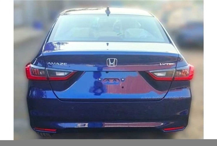 Honda Amaze chega à Índia com design inspirado no City e tecnologia ADAS. Compacto e econômico, ele reforça o futuro visual da Honda.