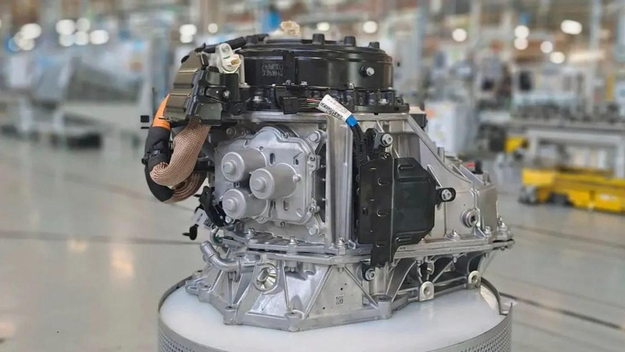 Renault Rafale PHEV revoluciona com a primeira transmissão automática de 15 marchas do mundo!