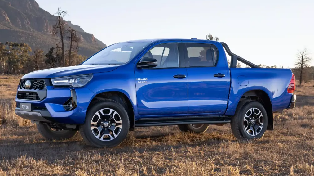 Na Austrália, a Toyota Hilux já recebeu uma atualização de meia vida em 2024. A nova geração deve seguir esse estilo, com pequenos ajustes no design e melhorias na tecnologia.