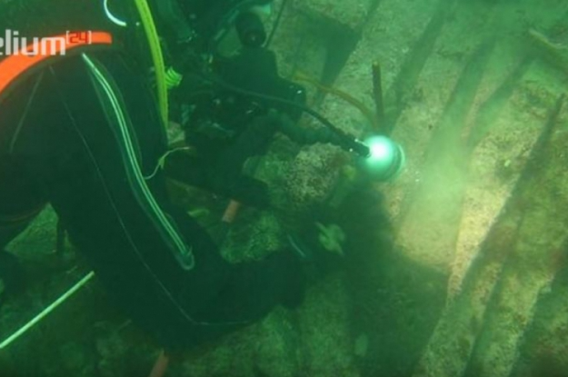 No fundo desses mares, há restos de antigas paisagens, como rios, florestas e até possíveis vestígios de aldeias pré-históricas. Além disso, os cientistas acreditam que podem encontrar ferramentas, ossos e artefatos que revelam como essas civilizações viviam.