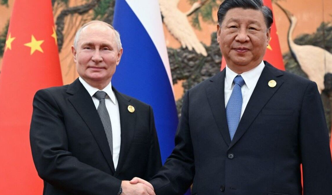 A informação que voluntários chineses estão no confronto, é baseada em relatos divulgados por canais de mídia social e confirmados por um oficial de inteligência ucraniano, além de análises de especialistas em defesa como Mark Galeotti, do Royal United Services Institute (RUSI). Esses dados foram publicados inicialmente pelo jornal britânico Express.