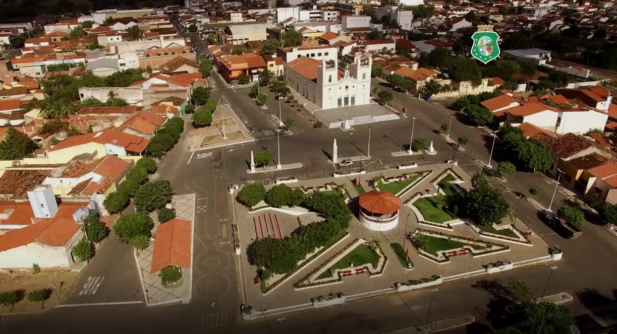 Santa Quitéria é uma cidade do Ceará, conhecida por sua agricultura, pecuária e riquezas minerais. Agora, está no centro de uma grande polêmica por causa da possível exploração da maior mina de urânio do Brasil.