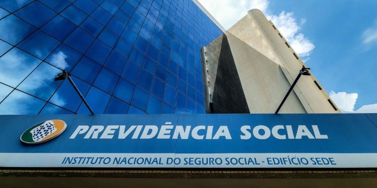 Aposentadoria, Prova de Vida, Aposentados, benefício