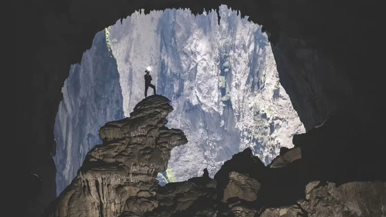 Estalagmite "Mão de Cachorro"