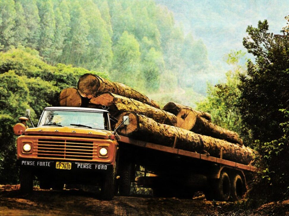 O surpreendente fracasso do Ford F-8500 no Brasil! Cavalo mecânico com motor 2 tempos que não durou 3 anos no mercado