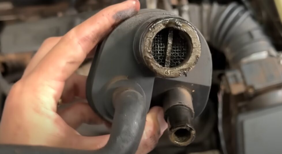 O custo de R$1.000 em reparos que pode ser evitado pelo impressionante poder de 5 manutenções no carro, feitas com apenas R$50