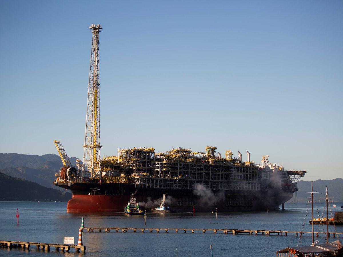 A "cidade flutuante" do pré-sal: como funciona o navio-plataforma de 300 metros da Petrobras?