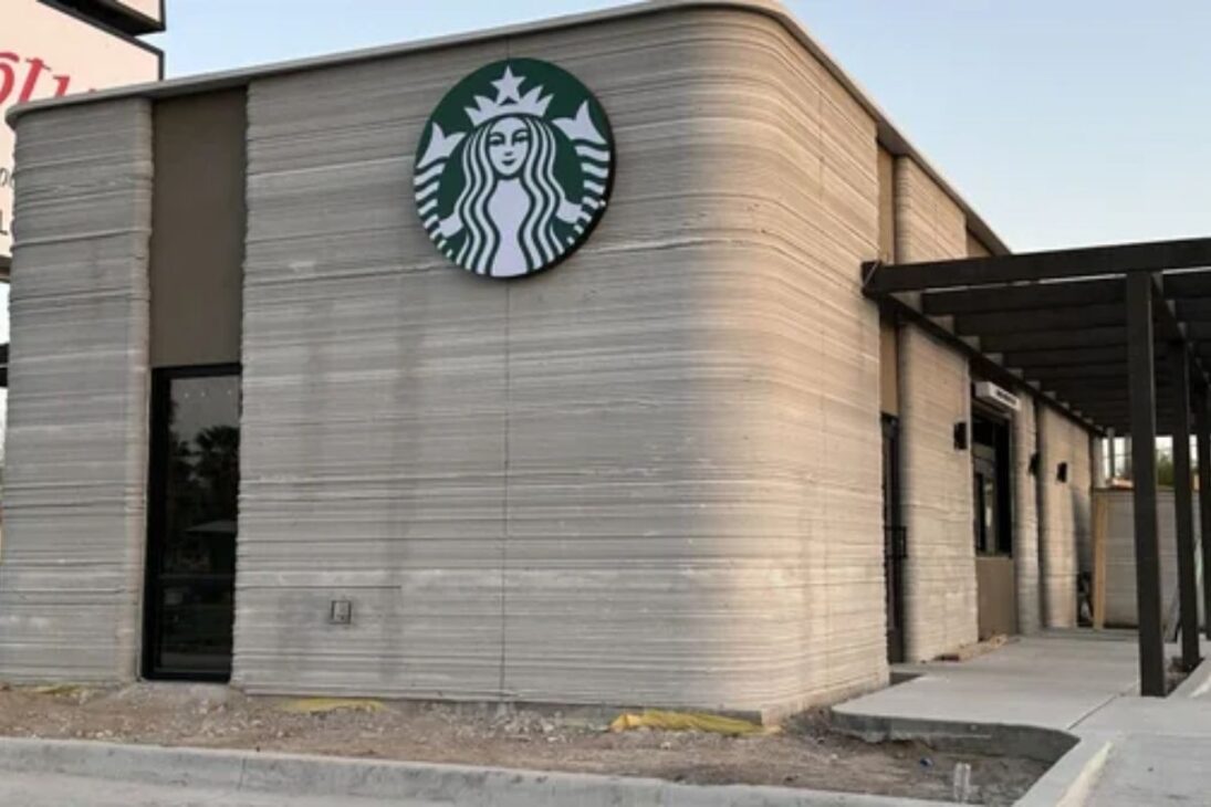 O ano de 2025 tem sido um teste de realidade para o mercado de construção 3D. As projeções de crescimento são impressionantes, com algumas análises apontando para uma taxa de crescimento anual de mais de 100%. Projetos de alto perfil validam a tecnologia, como a primeira loja Starbucks impressa em 3D, inaugurada em abril de 2025 no Texas, cuja estrutura foi impressa em apenas seis dias.