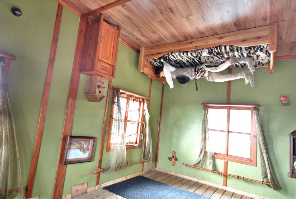 Casa de cabeça para baixo a de Szymbark, Polônia, e outras que desafiam a gravidade e a percepção no mundo