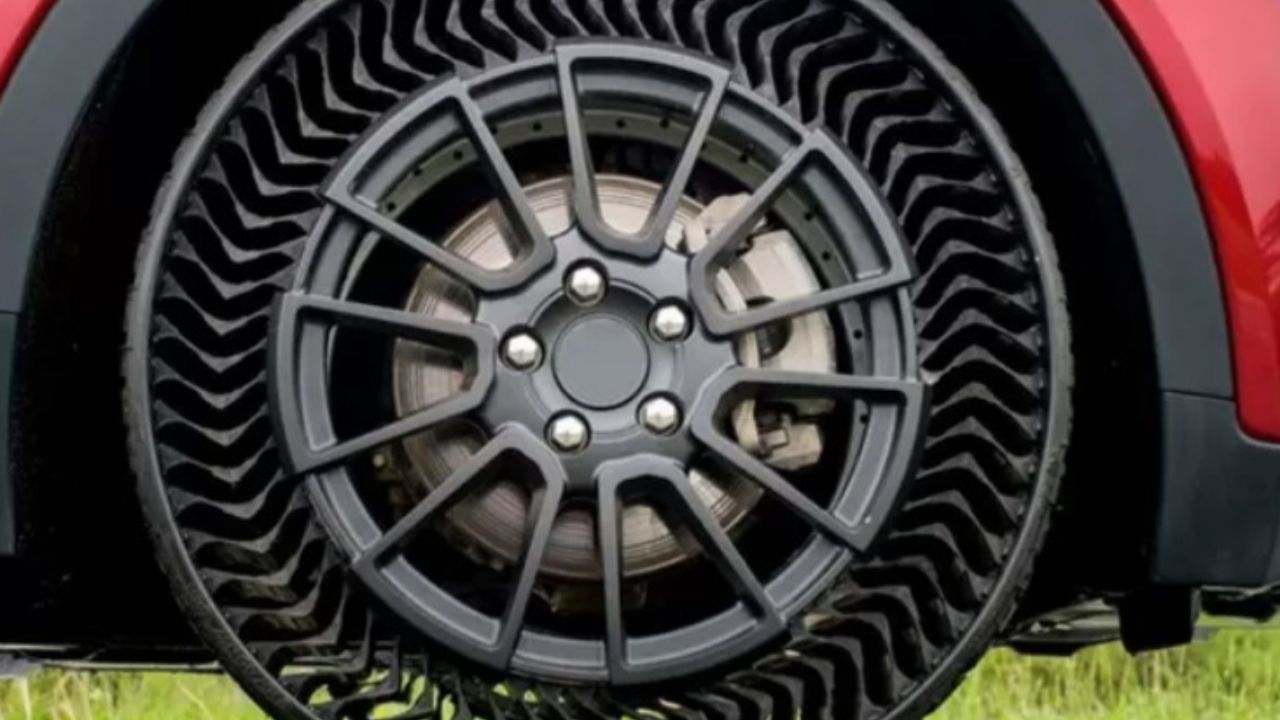 Conheça os pneus sem ar da Goodyear que não furam, duram mais e já estão sendo testados