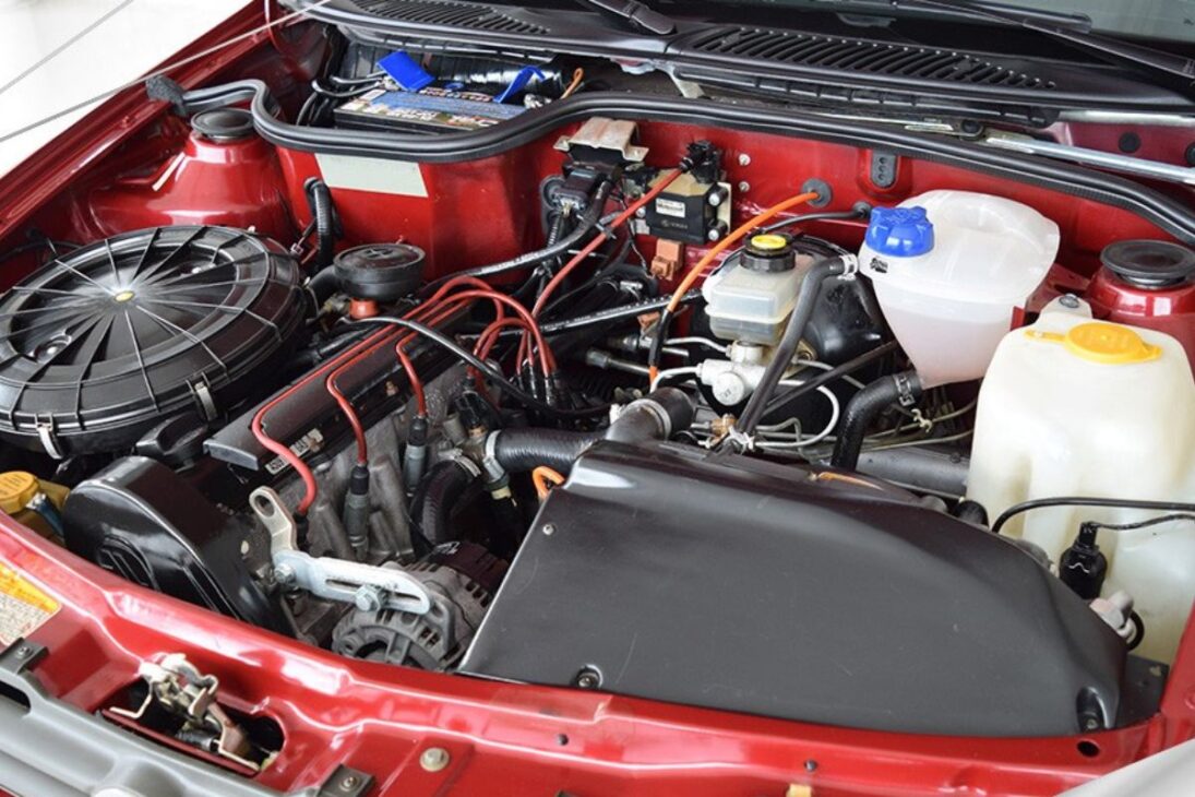 No universo automotivo brasileiro, poucos componentes alcançaram o status de lenda como o motor Volkswagen AP. Mais do que um simples motor, o AP (sigla para Alta Performance) tornou-se um ícone cultural, um símbolo de durabilidade e o coração dos sonhos de muitos entusiastas. A alcunha de "trator" não é um exagero, mas um reflexo de sua trajetória.