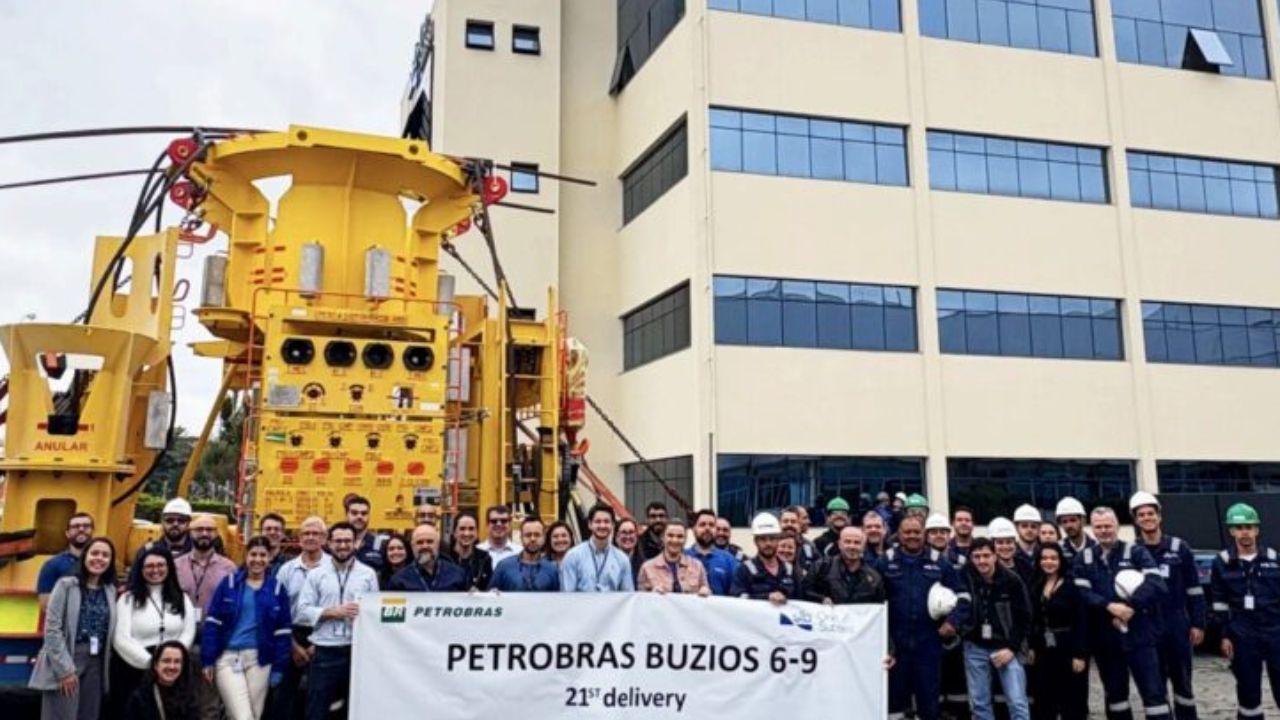 OneSubsea conclui entrega para projeto da Petrobras em Búzios, o maior campo de petróleo do mundo. Saiba como este marco finaliza uma jornada de 4 anos. Imagem: OneSubsea