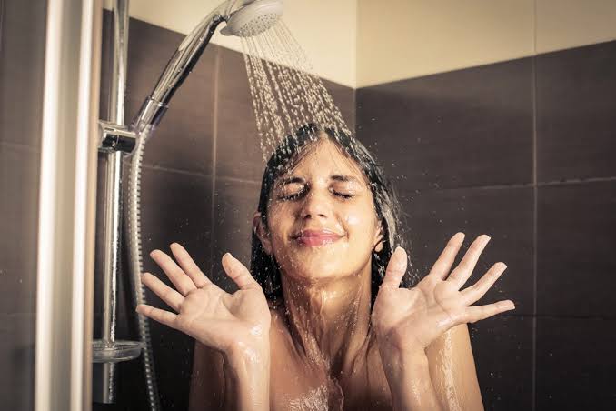 Povo que mais toma banho no mundo por que o brasileiro lidera este ranking de higiene