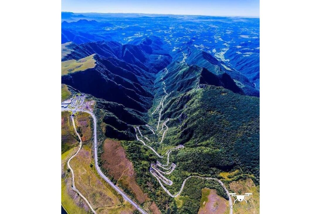 Serra do Rio do Rastro: a estrada com 284 curvas fechadas em apenas 8 km que desafia motoristas
