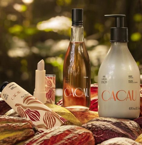 Da rica biodiversidade da Amazônia para o mundo, Natura Ekos transforma ingredientes naturais em cosméticos inovadores, unindo ciência e sustentabilidade em produtos que encantam e preservam a floresta brasileira.

