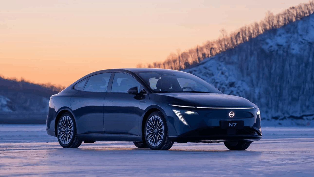 Nissan lança sedã elétrico com preço acessível, direção autônoma e 625 km de autonomia, mas só está disponível com esse valor na China.