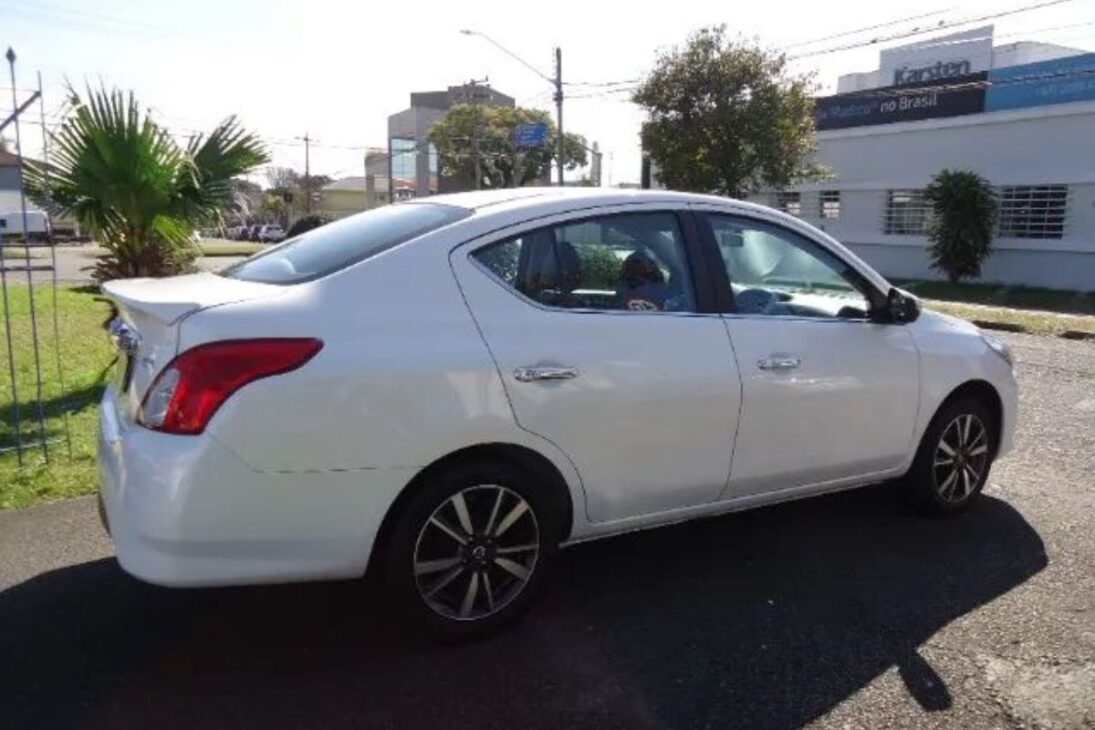 5 carros bons que têm baixa procura no mercado de usados para fugir do óbvio