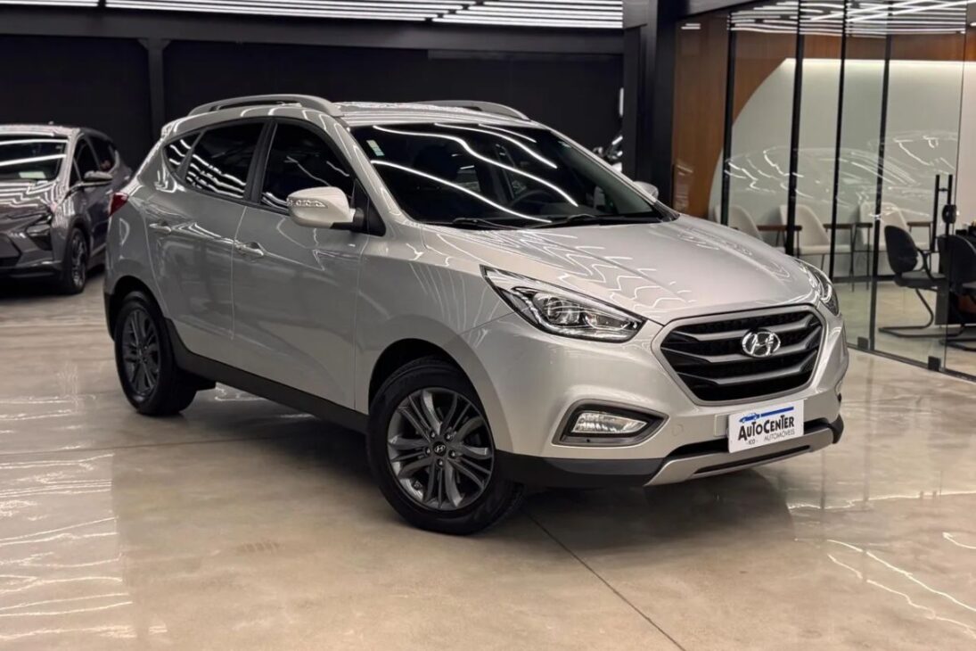 5 carros que valem ouro, custam menos que um zero pelado e entregam desempenho de gente grande