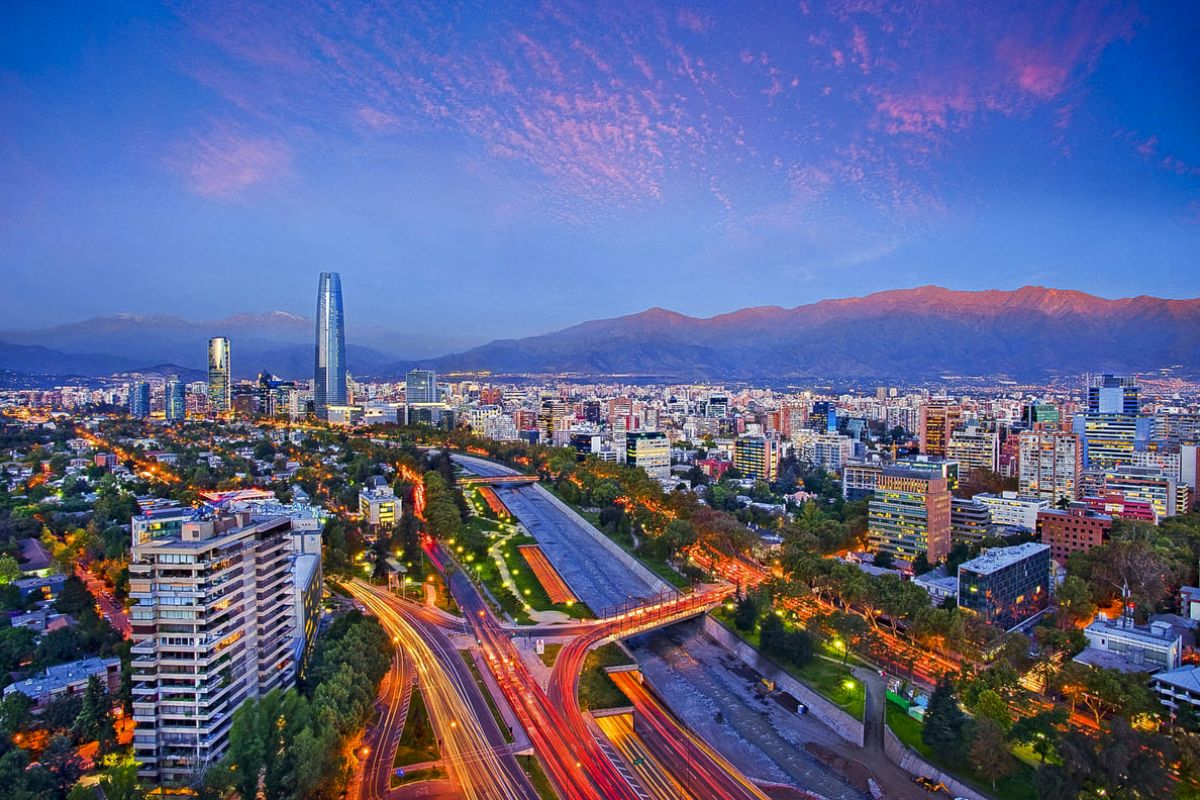 Jovens em busca de futuro: veja as melhores cidades para trabalhar e viver bem