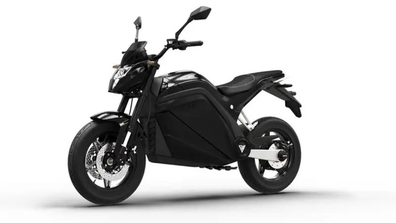 Com um design street moderno e futurista, a Voltz EVS se destaca pela iluminação full LED e por um visual que atraiu olhares no mercado brasileiro. Imagem: Voltz