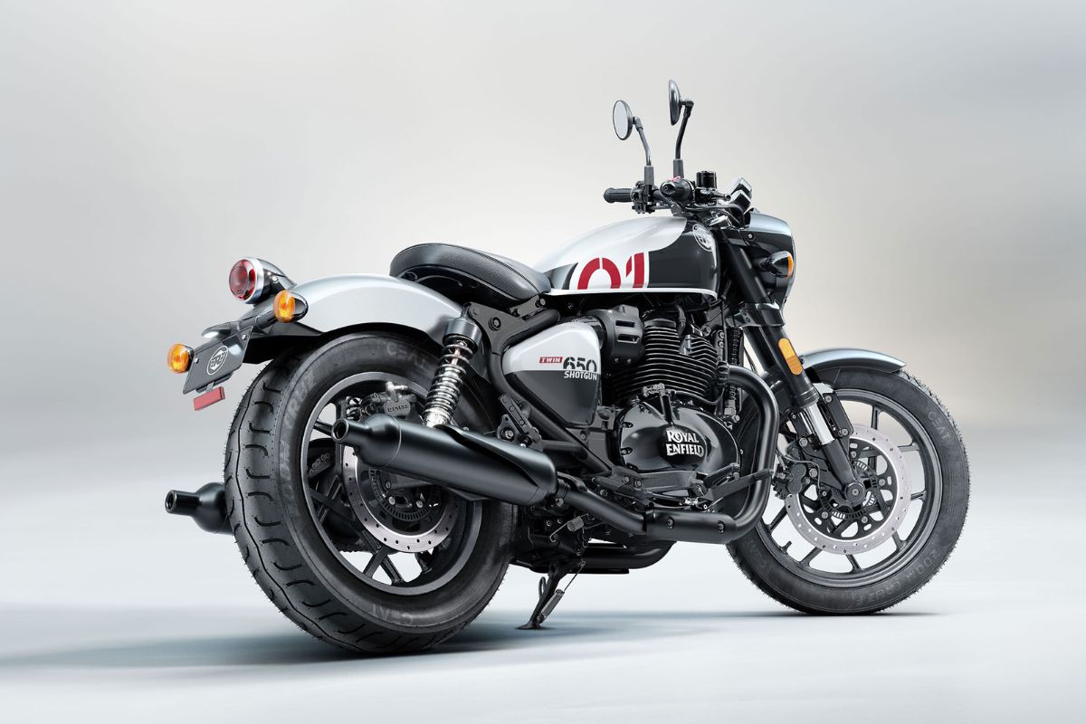A Royal mais ousada do ano? Shotgun 650 2026 mistura visual retrô, motor raiz e uma pegada urbana que desafia o óbvio