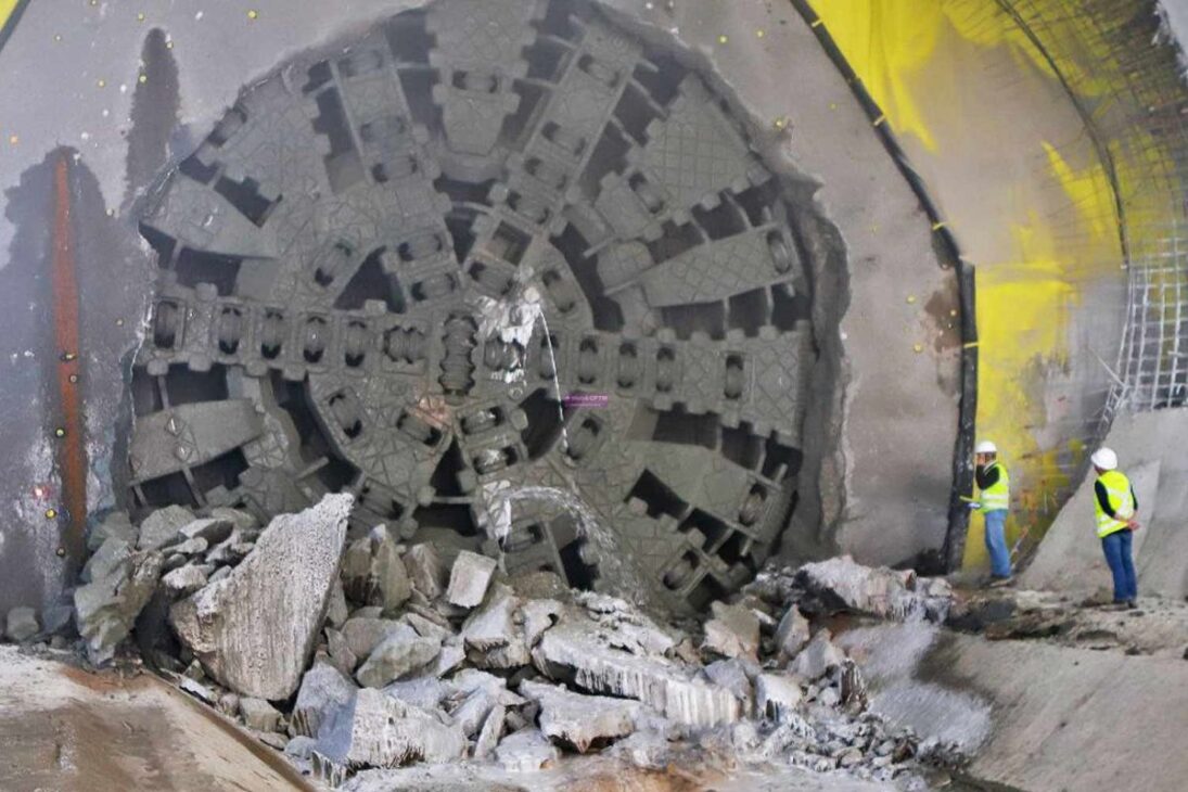 O maior tatuzão do Brasil tem 10,61 metros de diâmetro, pesa 2 mil toneladas, escava o subsolo de São Paulo para a Linha 6-Laranja