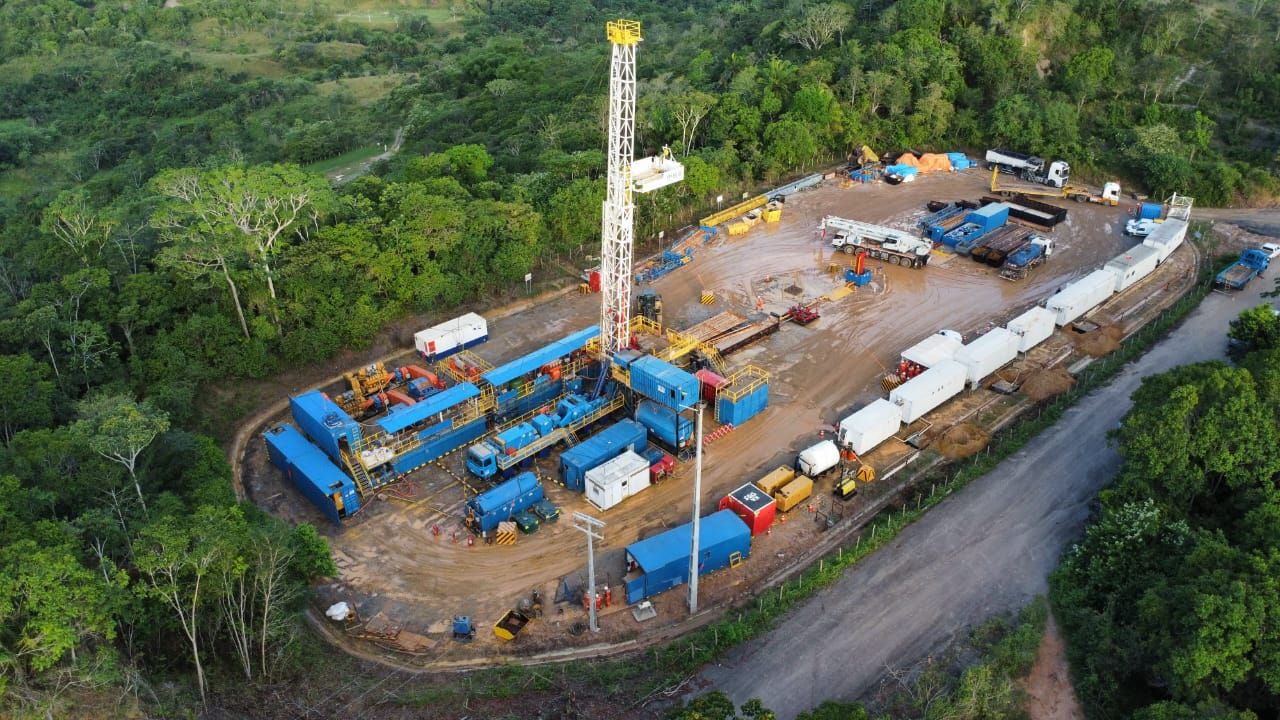 Petrobras cogita venda bilionária de campos terrestres da Bahia e gera crise com sindicato
