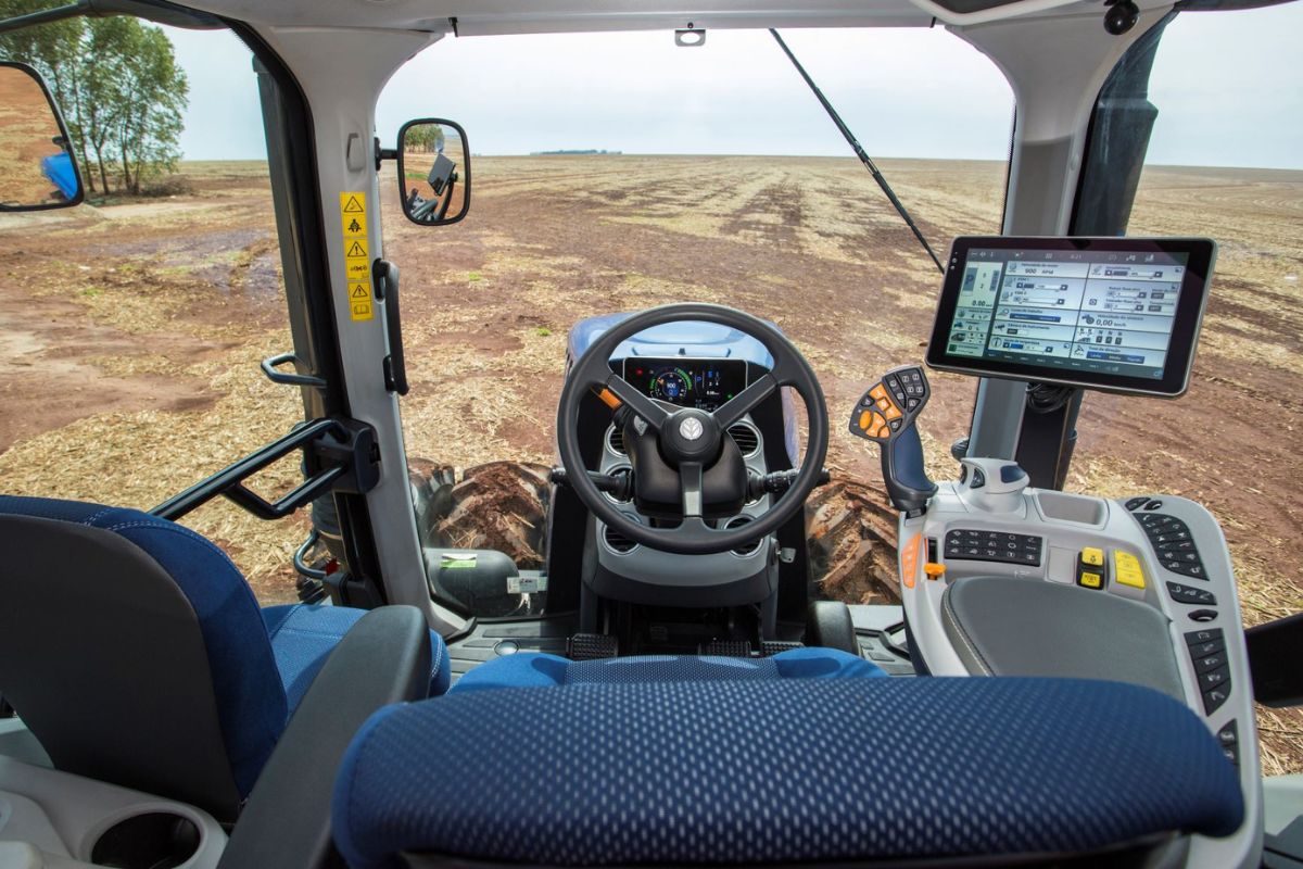 New Holland T8: A Potência Inteligente que Domina o Campo