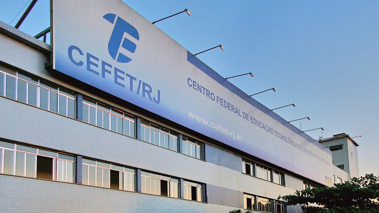 CEFET-RJ abre vagas para professores substitutos com inscrições até 30 de julho. Oportunidade para atuar em uma das instituições mais respeitadas do estado.