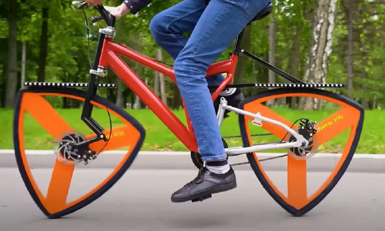 Bicicleta, Rodas, Roda triangular