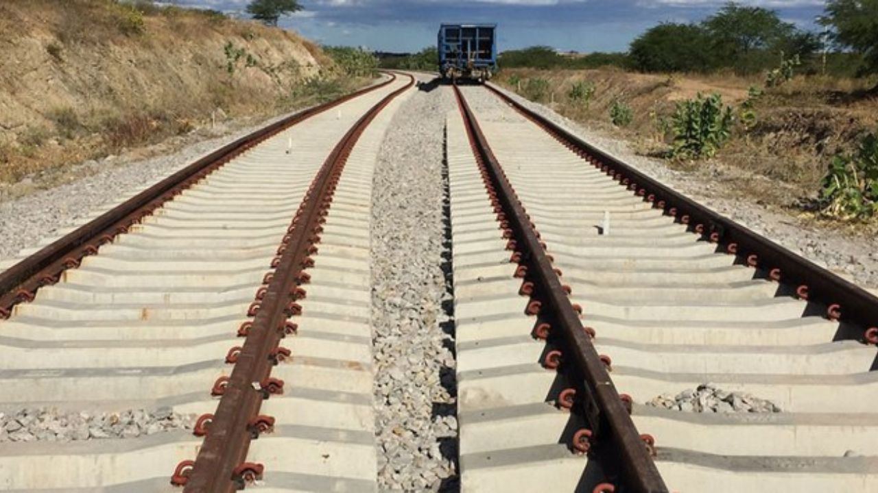De "ferrovia fantasma" a salvação do agro? A saga da obra de R$ 5,4 bilhões que agora enfrenta uma nova crise