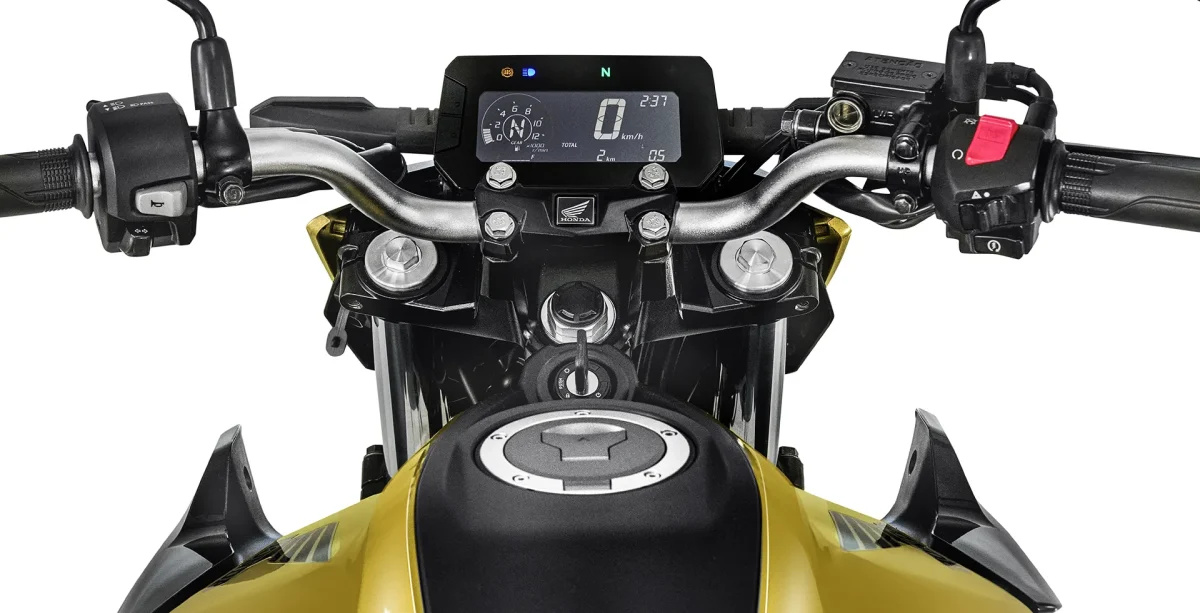 Custando R$ 24 mil, Honda CB 300F Twister 2024 faz até 39 km/L, passa dos 500 km com um tanque e é mais barata que um fogão