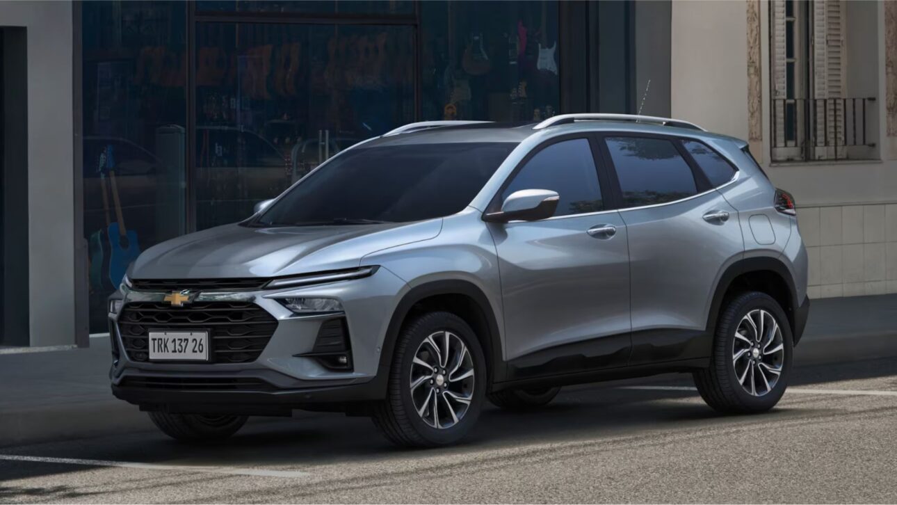 Descubra os principais destaques do Chevrolet Tracker 2026, seus avanços em tecnologia, desempenho, segurança e custo-benefício no Brasil.