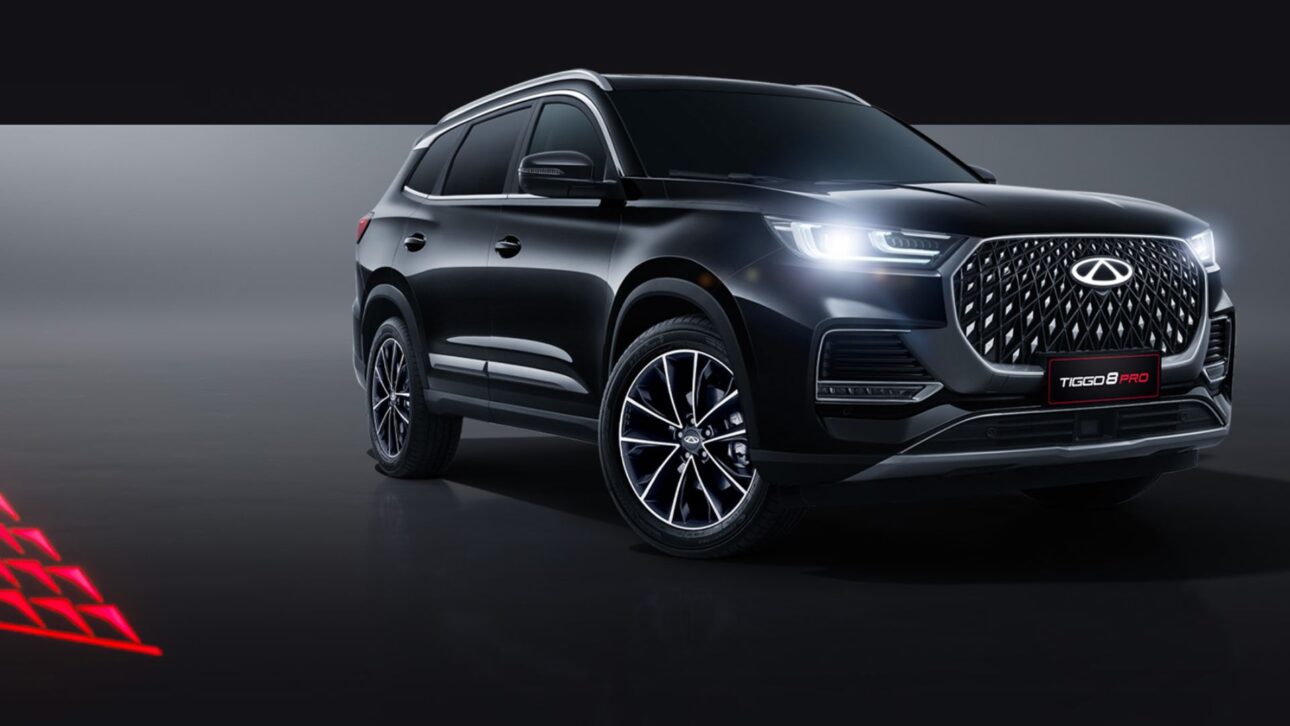 Tiggo 8 PRO 2026 reúne motor 1.6 turbo, câmeras 360° e interior de luxo em SUV de 7 lugares com alta eficiência e tecnologia avançada.